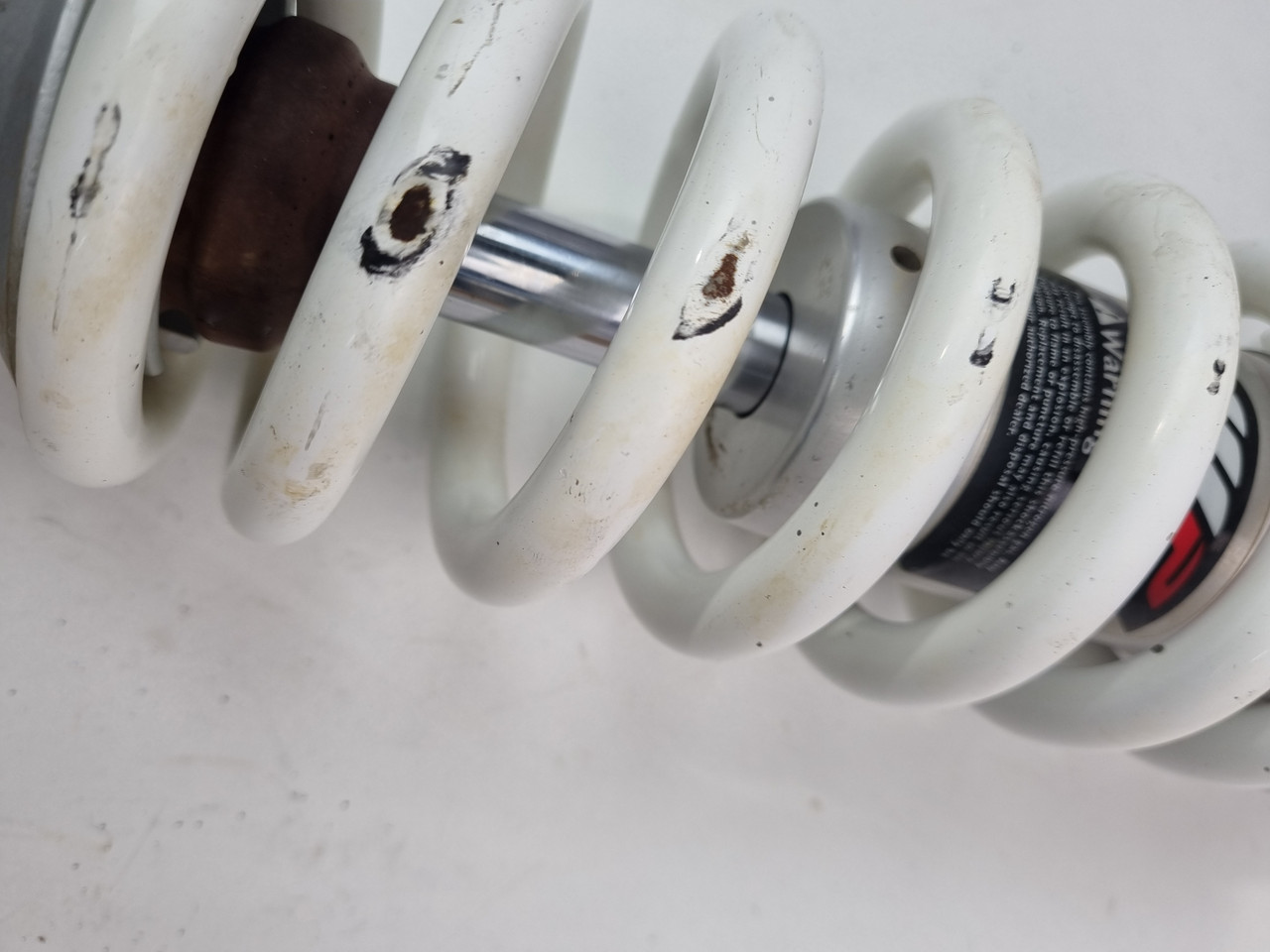 Ktm 690 R Rear Shock Spring Rear shock KTM 690 Enduro R 12-16 15187L1001 - Bike Part Out