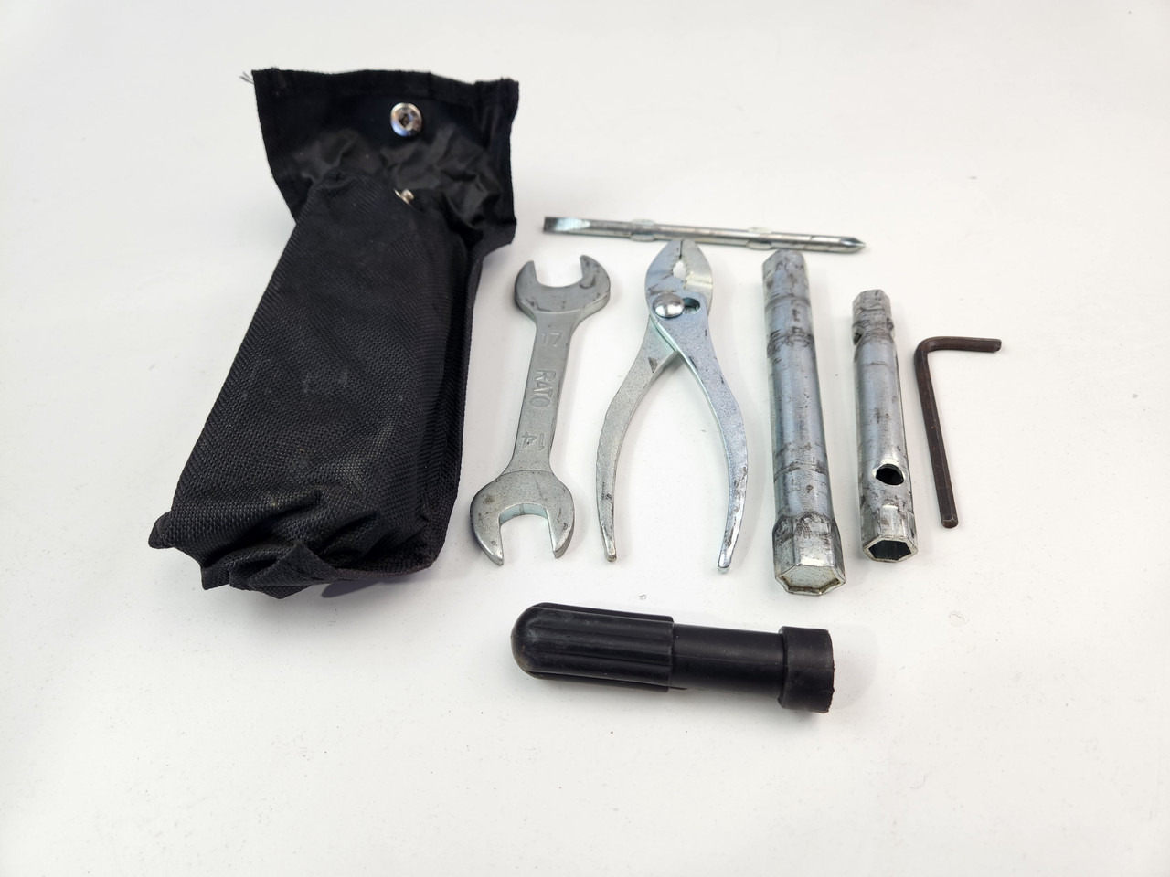 専用*** DAYTONA（バイク用品） デイトナ D27598 フロントスタンド2