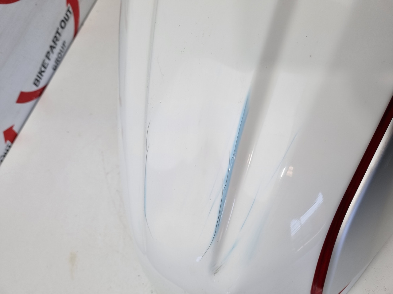 Fuel Petrol tank scratch/dent Ducati Scrambler 800 Desert Sled 19