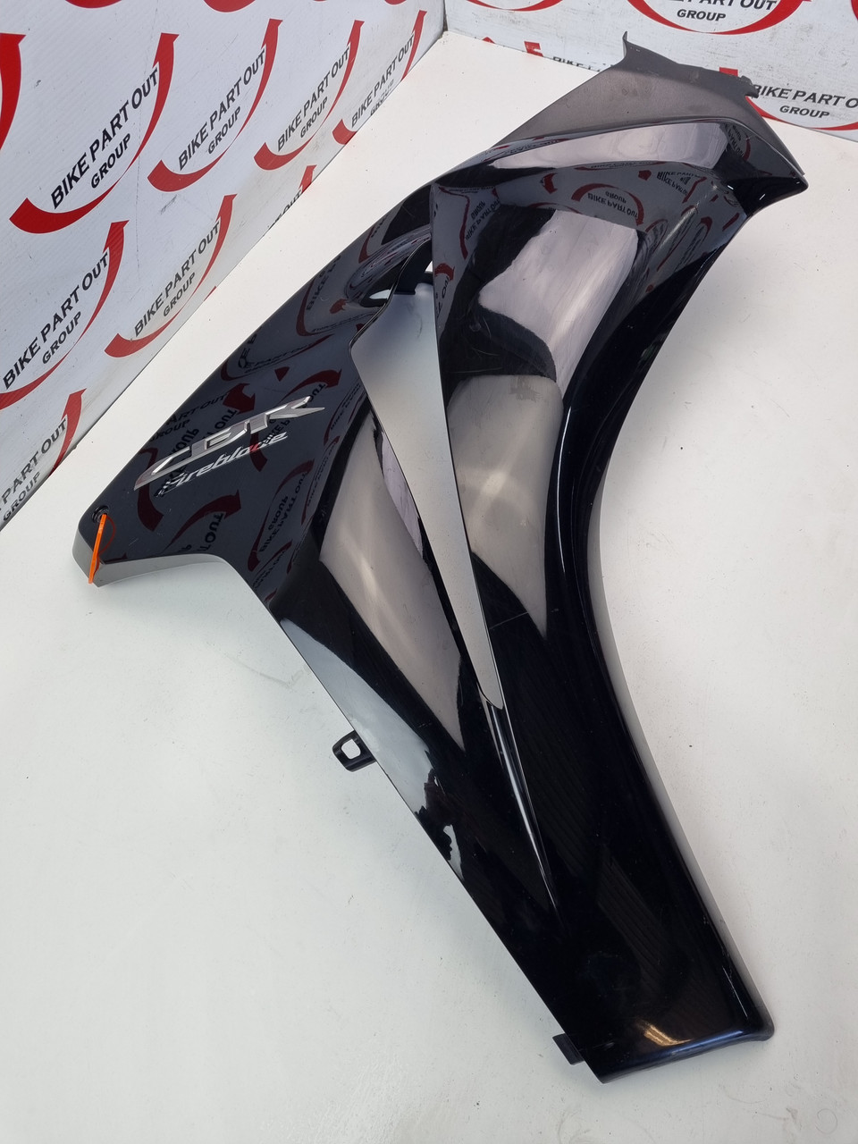 ニンジャフューリー セット。 OEM RH front fairing middle cowl Honda CBR1000RR CBR 1000 08-11