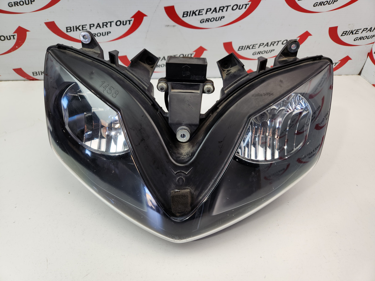 Head Light Honda CBR600F CBR600F4i CBR F4i 02-06 33100-MBW-A11