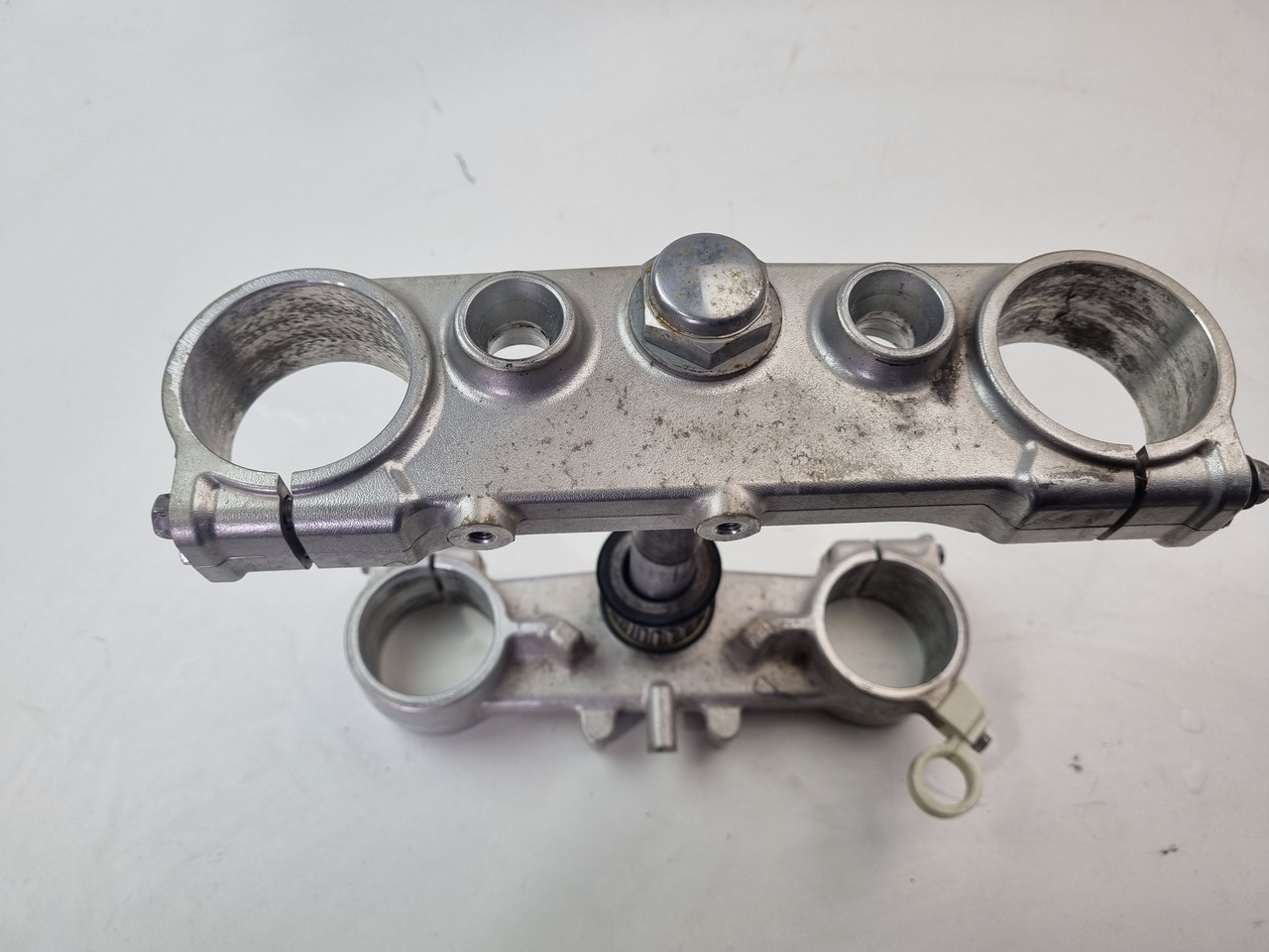 Triple clamps Suzuki DRZ400 DRZ 400 SM 51410-29F70 - Bike Part Out