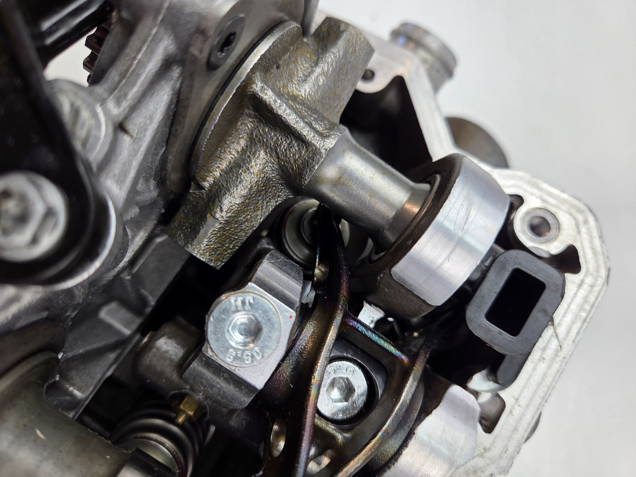 Cylinder head cam valves KTM 690 Enduro R 19-24 7693612004424