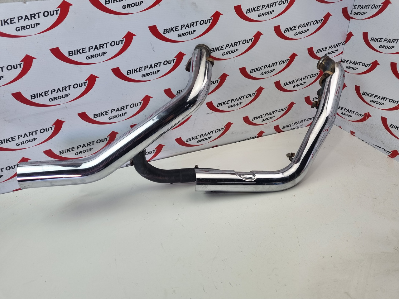 OEM Exhaust headers heat shields Harley Davidson Dyna 06-09 65631