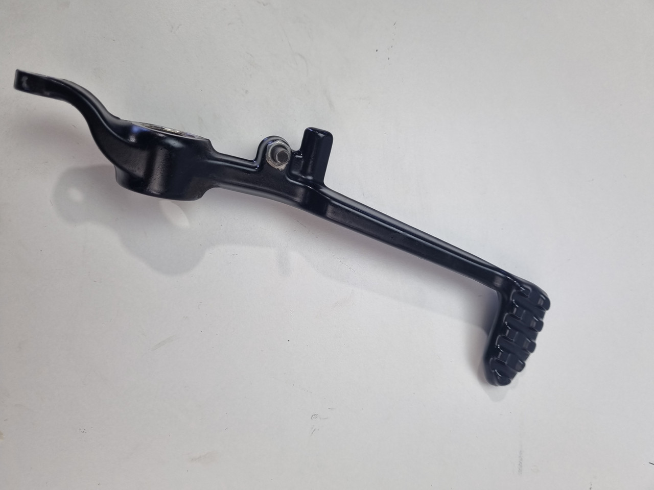 Rear brake pedal Indian FTR1200 22-24 1025613-458 - Bike Part Out