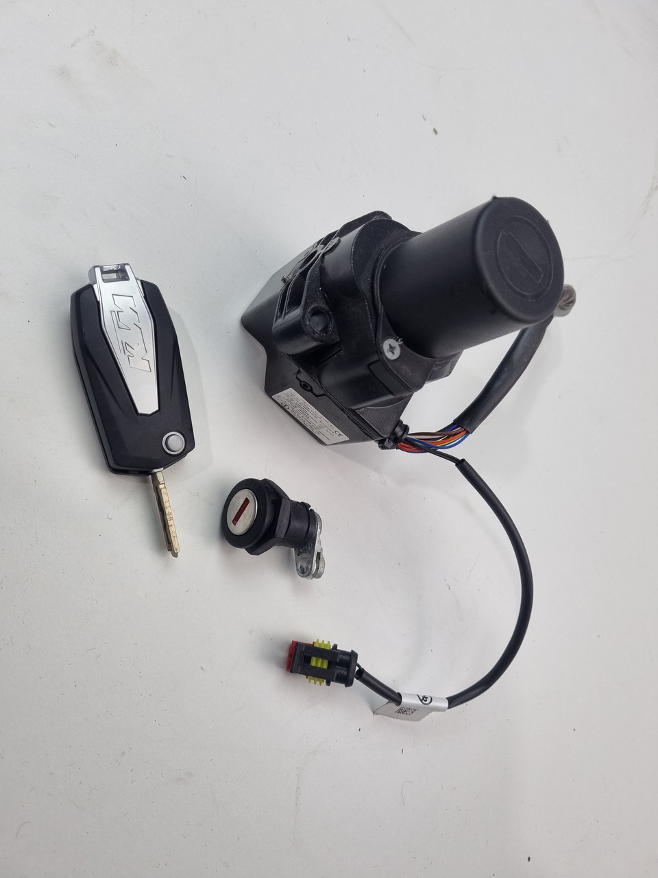 KTM 125 duke ABS付 キーコードカード有 KTM Motorcycle Keys Cut To Code Number- | eBay
