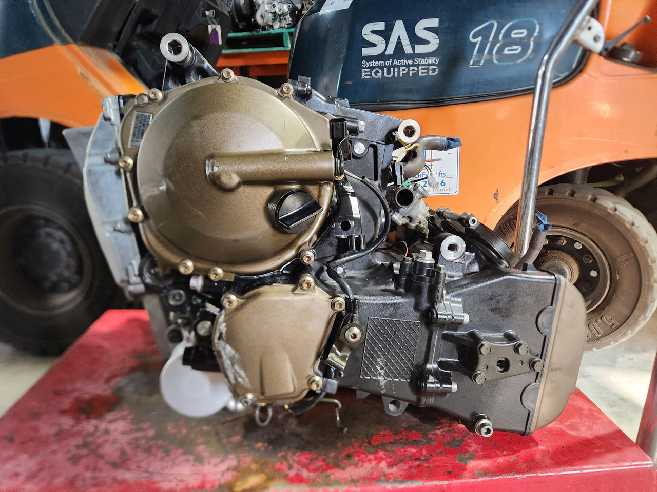 Motor Engine Kawasaki Ninja ZX10R 04-05 - Bike Part Out