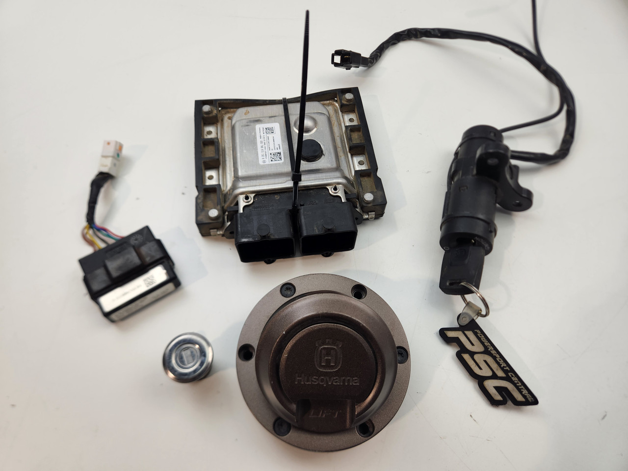 30点 CDI ECU Ignition Lock Key Set Husqvarna Norden 901 22-24