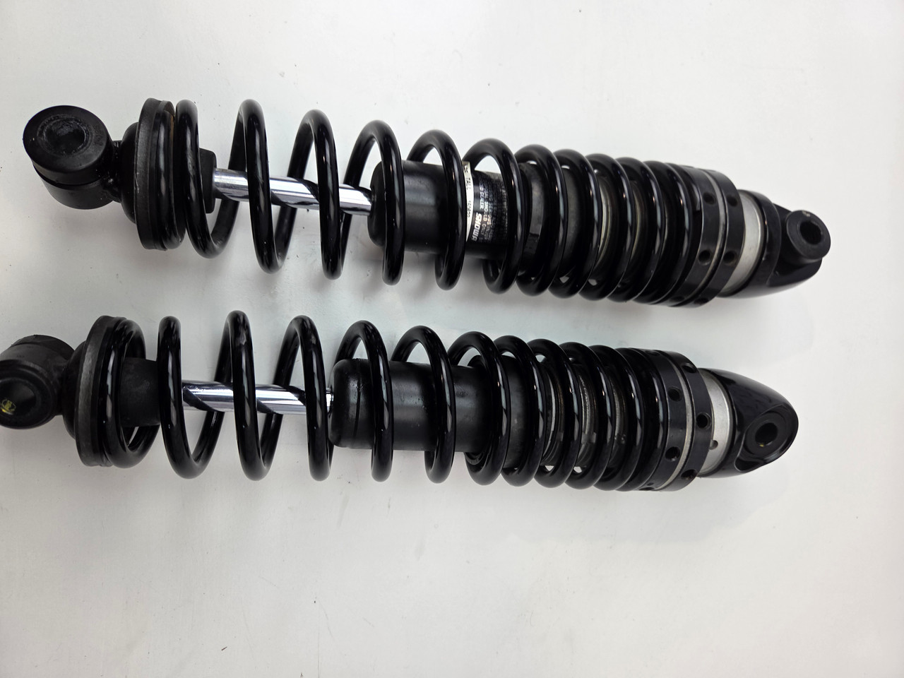 Rear shocks Harley Davidson Sportster XL1200 CX Roadster 16-20