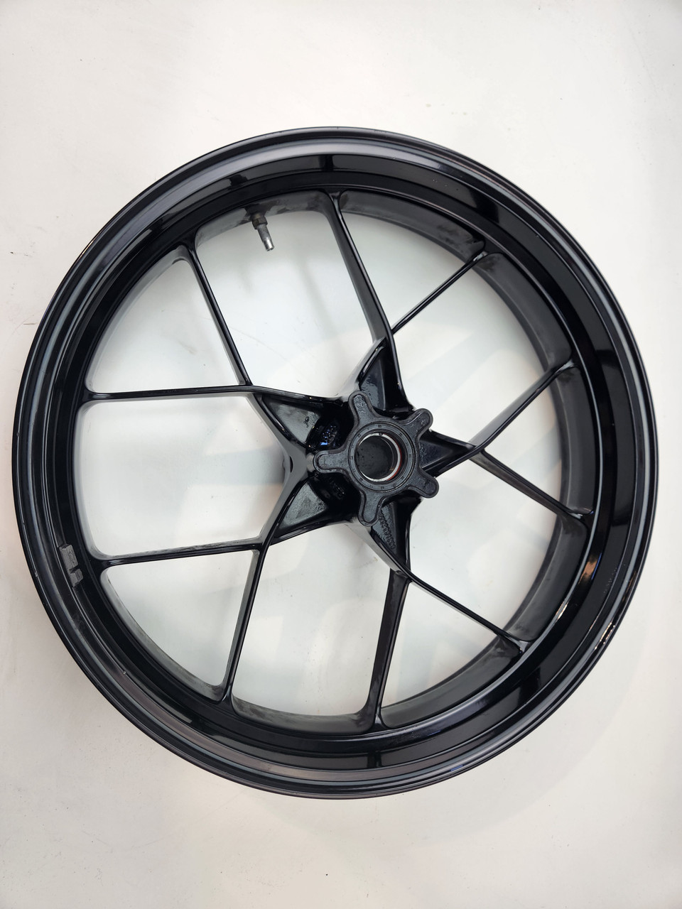 Front Wheel KTM 690 Duke 13-14 7600900114430 - Bike Part Out