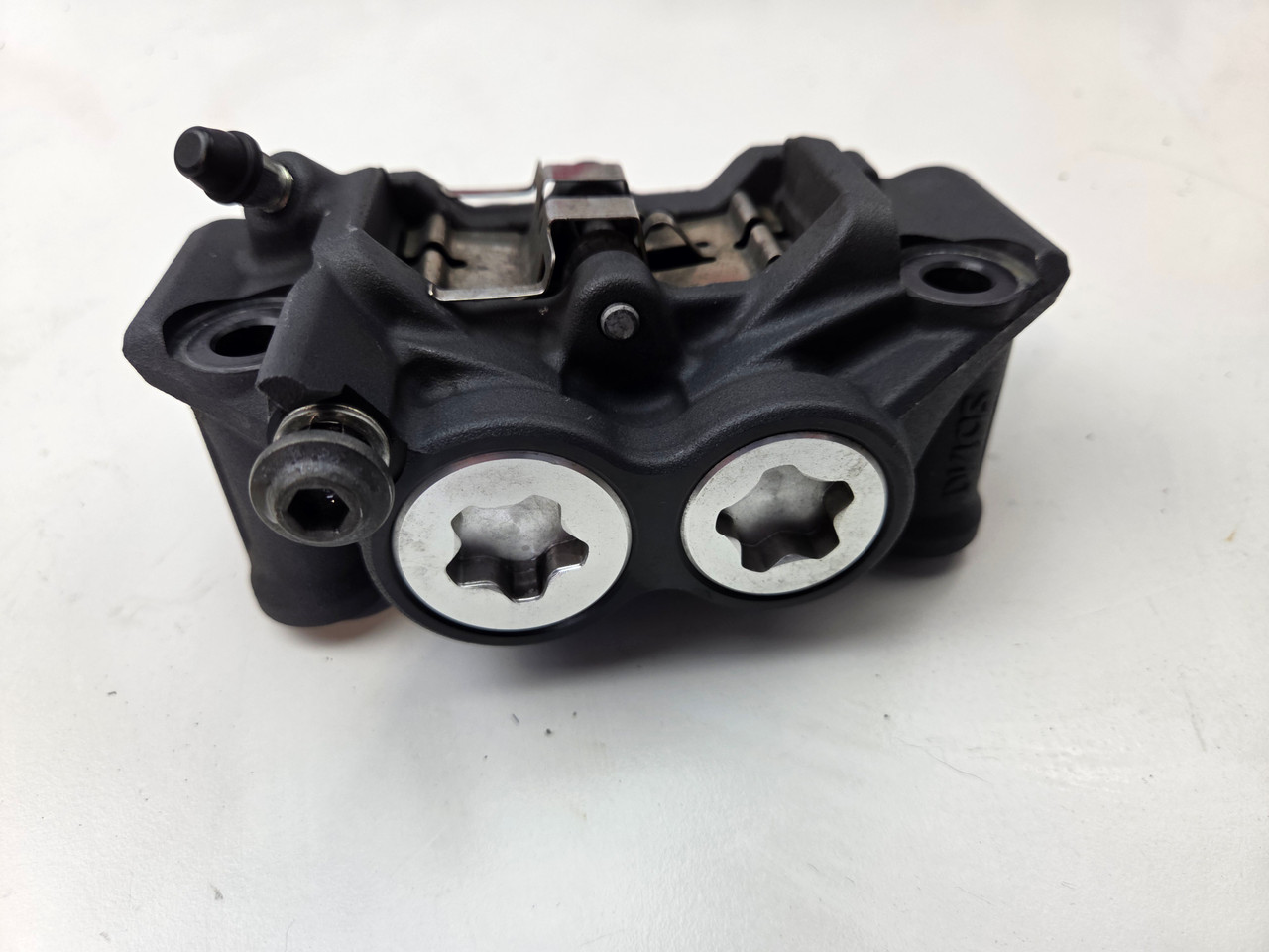 LH Front Brake Caliper Yamaha MT10 MT-10 16-24 B67-2580T-00 - Bike