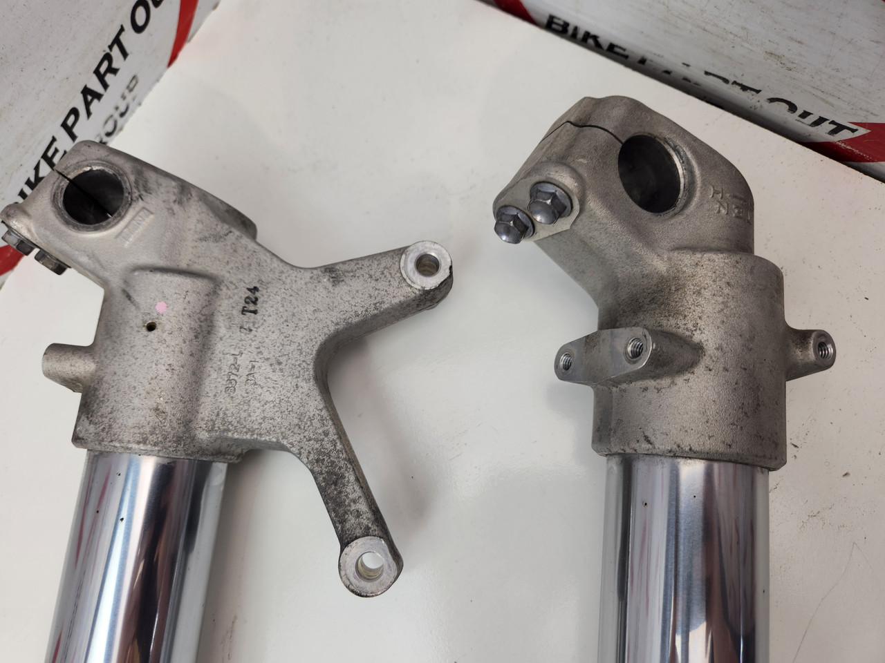 Super Motard Front Forks Suzuki DRZ400SM 51103-29F70 - Bike Part Out