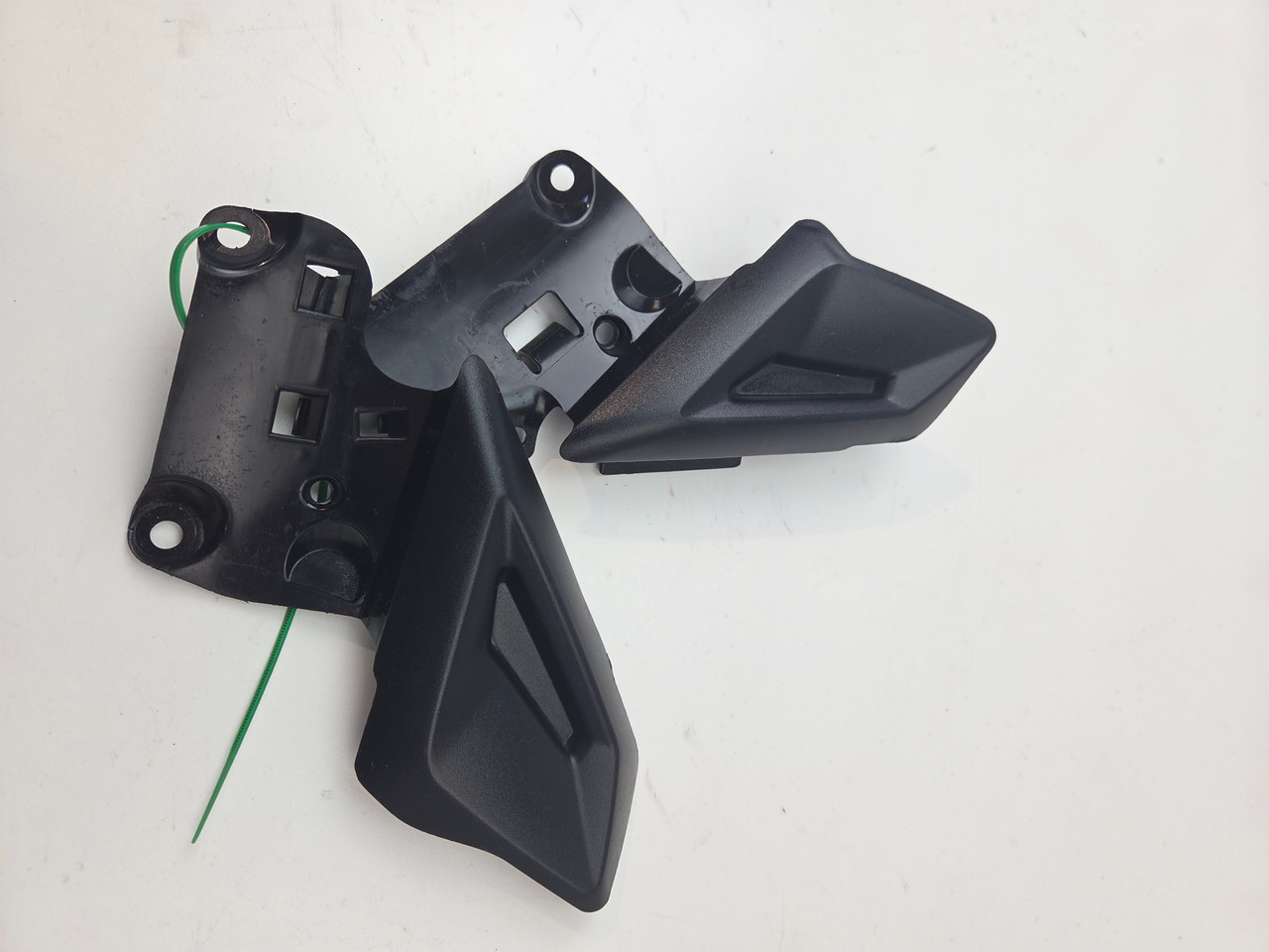 Headstock infill panel LH RH Triumph Street Triple 675 R 13-16