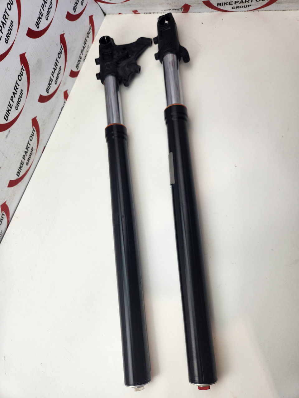 Front Forks KTM 690 Duke R 13-17 05188M1101 - Bike Part Out