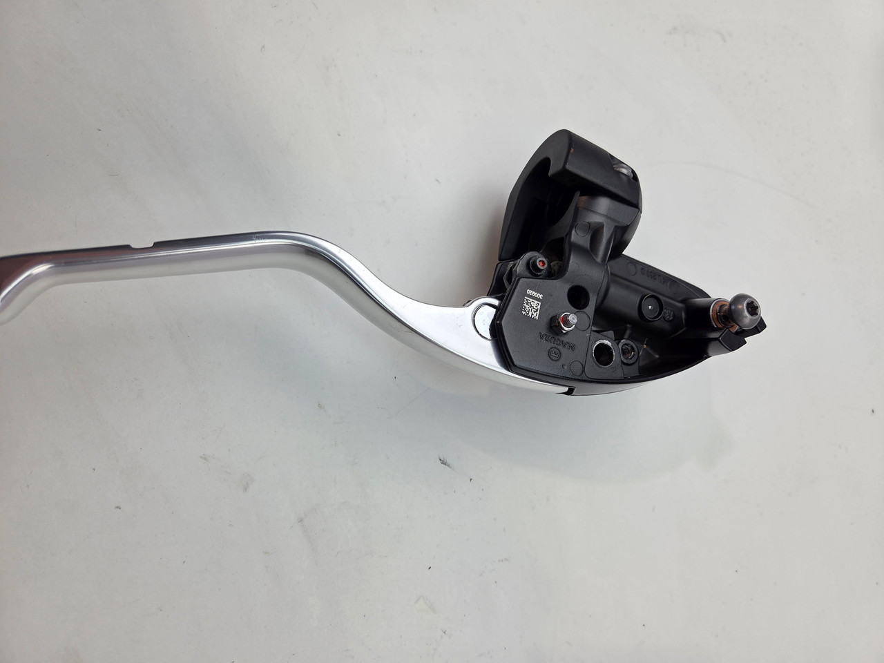 Clutch Master Cylinder BMW R18 K34 32727925216 - Bike Part Out