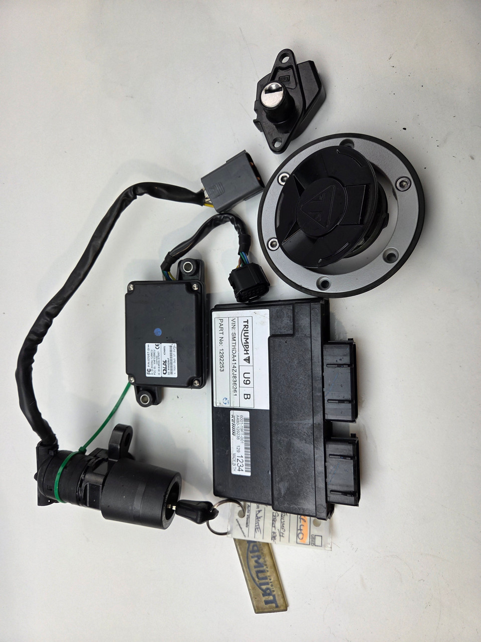 Coded Ignition switch CDI ECM Immobiliser Key Fuel cap Triumph