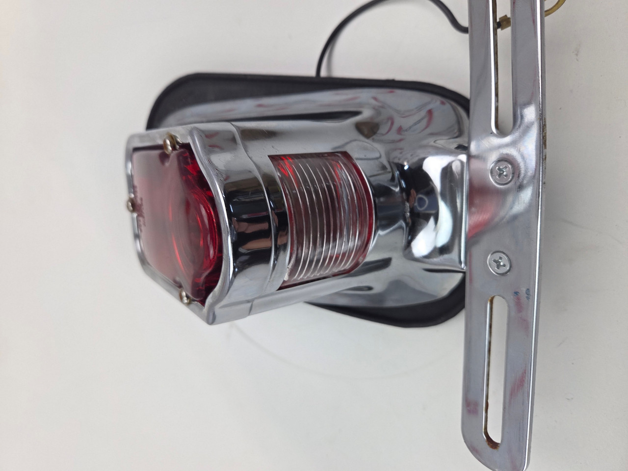 【のの】 OEM Tail light tombstone Harley Davidson Softail Deluxe Rocker