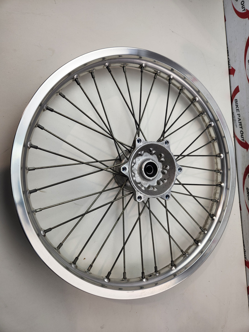 Front Wheel Suzuki DR650 DR650 SE 00-21 55311-44B00 1 - Bike Part Out