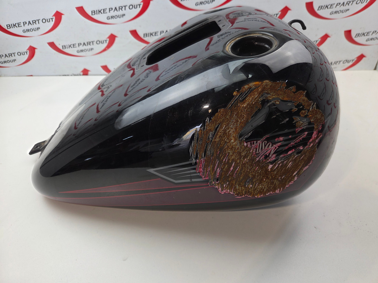 Fuel Petrol tank scratch/ dent Harley Davidson Softail EFI 01-07
