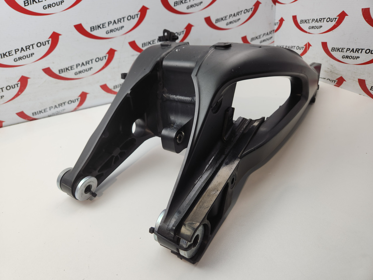 Swingarm Yamaha MT09 Tracer GT 16-20 B5C-22110-00 - Bike Part Out
