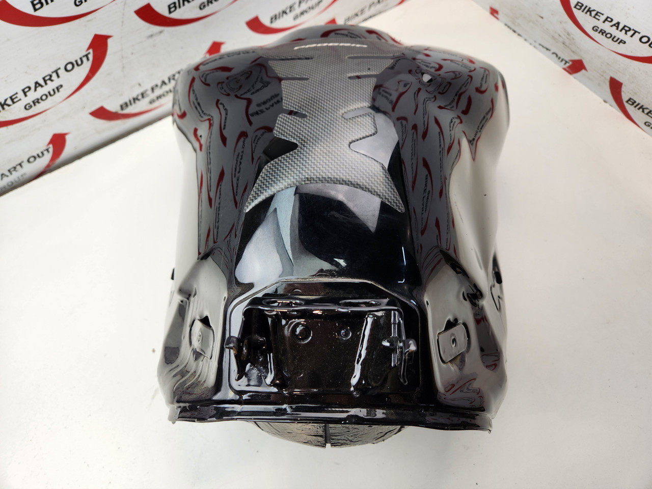 Fuel Tank Yamaha YZF-R1 R1 08 4C8-Y2410-00-03 - Bike Part Out