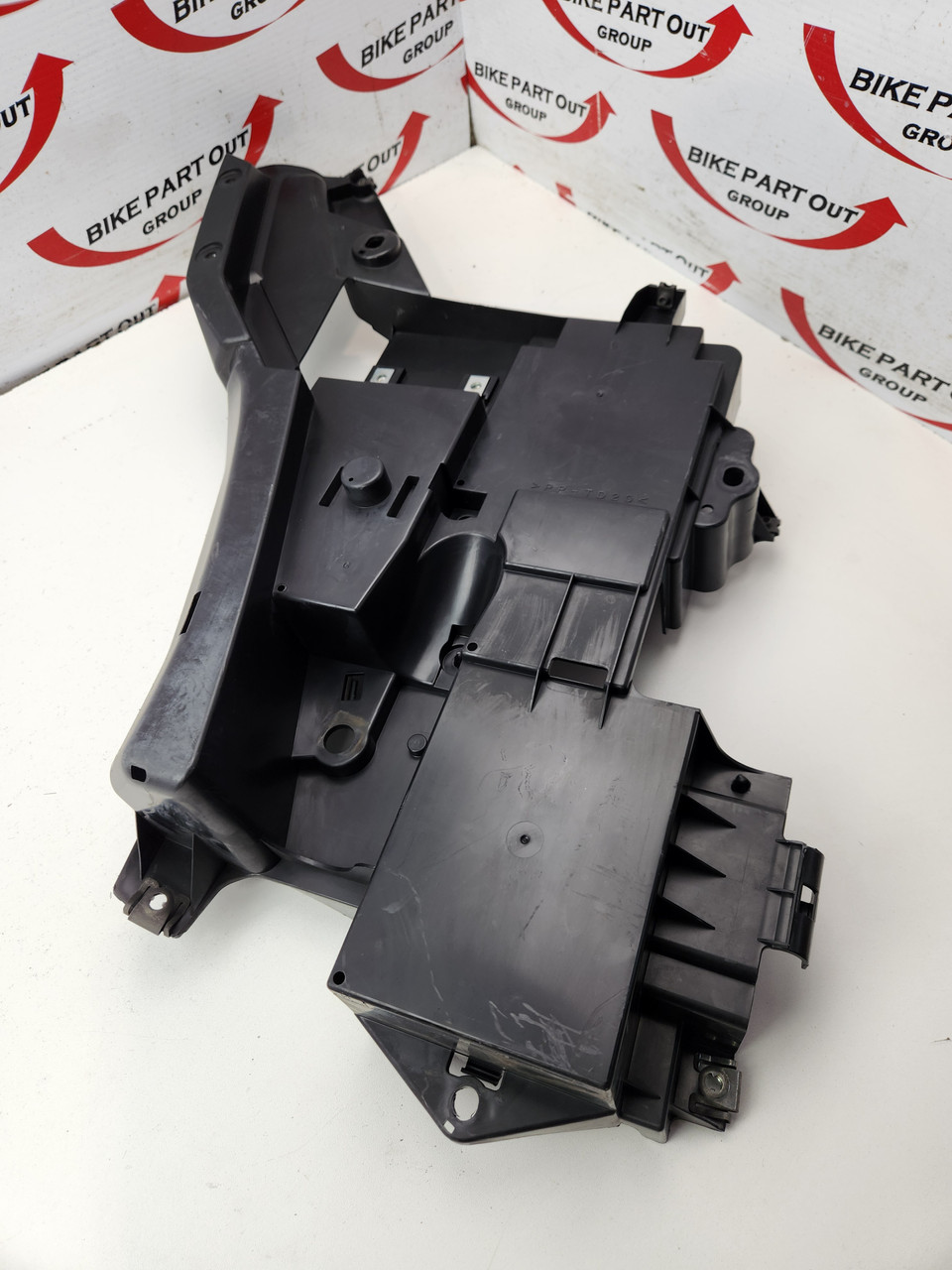 Battery Box Yamaha XT1200Z XT1200 Z ZE Super Tenere 10-24 23P