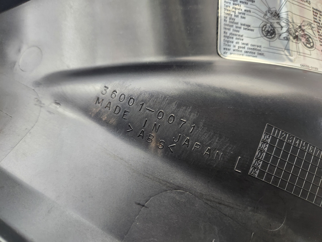 LH Side Cover Kawasaki Ninja ZX10 ZX10R 06-07 36001-0071-H8 - Bike