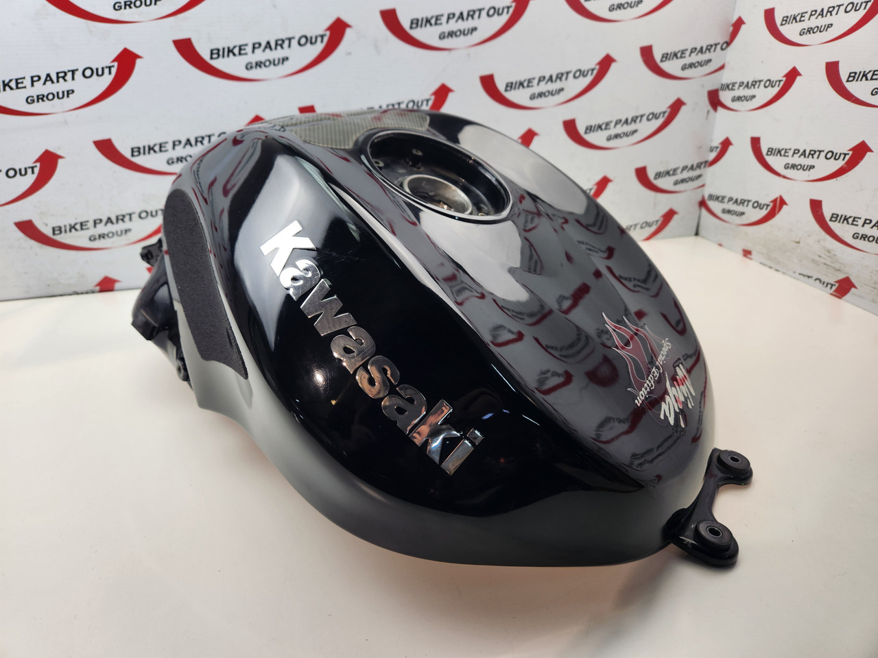 Fuel Tank Kawasaki Ninja ZX10 ZX10R 06-07 51085-5127-H8 - Bike