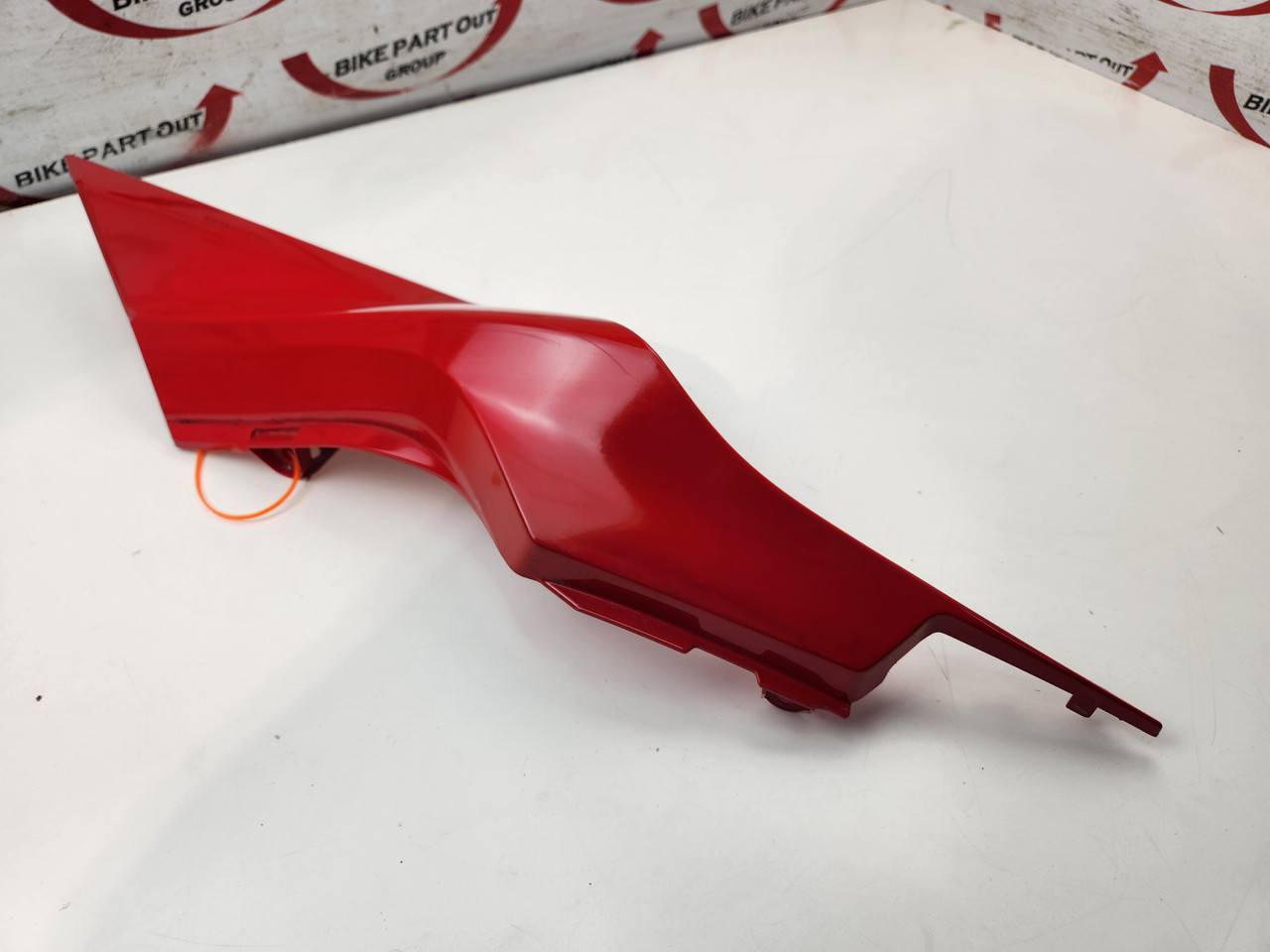 ひで RH Rear Cowl Fairing Honda VFR800 VFR 800 14-17 77220-MJM-D00ZA