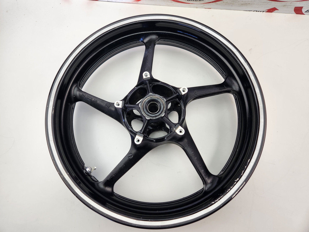 Front Wheel Yamaha YZF-R1 R1 12-14 1KB-25168-00-1X - Bike Part Out