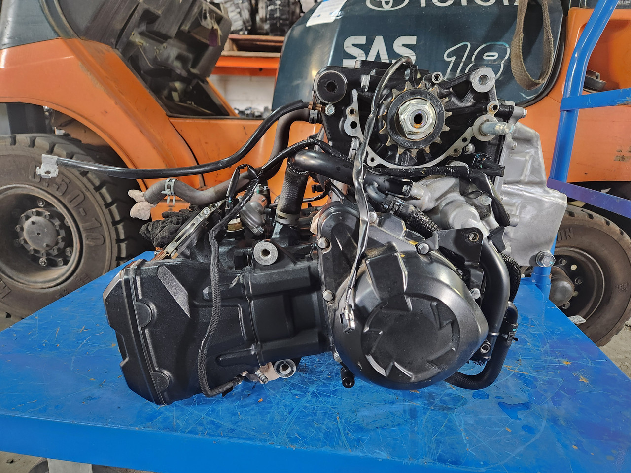 Motor Engine Kawasaki ZX 1002 1000SX 20 www.youtube.com/shorts