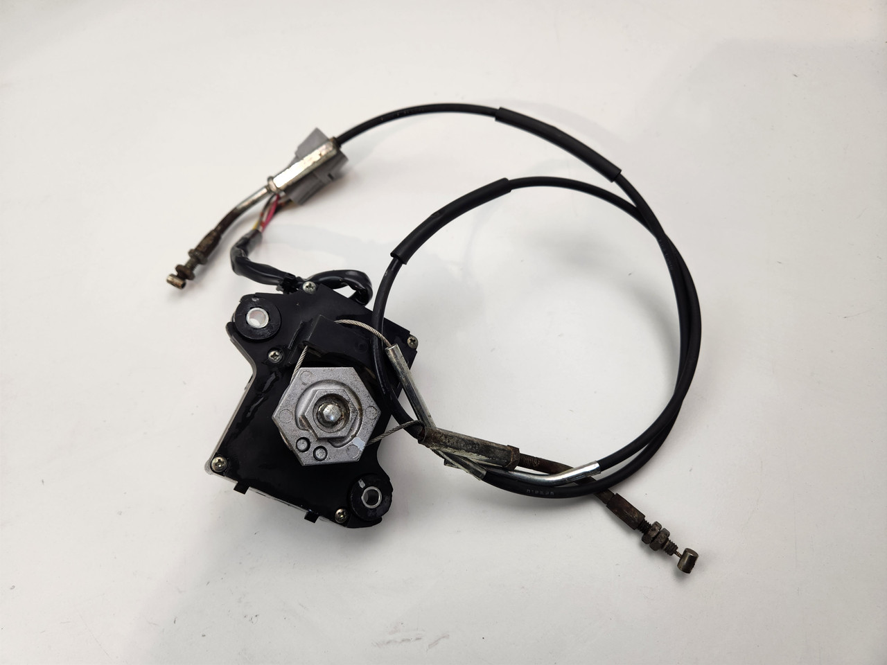 サム 2-2 Exhaust Servo Motor Suzuki GSXR1000 09-25 33970-47H03 - Bike Part Out