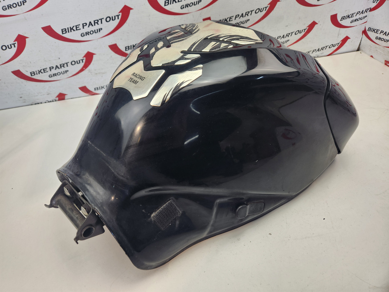 Fuel Tank Suzuki GSXR600 GSXR750 06-07 44100-01H00-019 - Bike Part Out