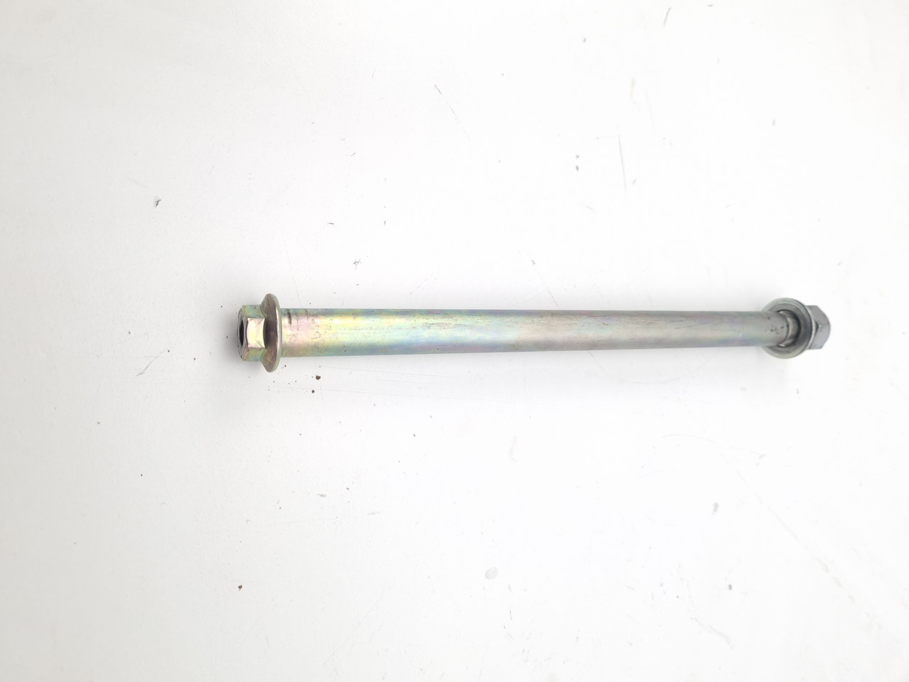 Swingarm bolt spindle shaft Suzuki DR650 DR650SE 1996 - 2017