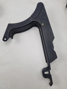 Lower belt guard Debris deflector Harley Davidson softail fatboy heritage slim  60362-07A