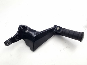 RH pillion peg mount bracket Victory Vegas  Kingpin 08-12 5134625-266