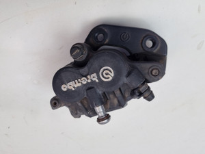 LH Front brake caliper BMW F900 F850 GS ADV F750 34118382761