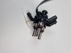 OEM Primary fuel injectors BMW S1000 XR 19-24 S1000 RR 18-24 S1000 R 20-24 13648393052 OEM Primary fuel injectors BMW S1000 XR 19-24 S1000 RR 18-24 S1000 R 20-24 13648393052