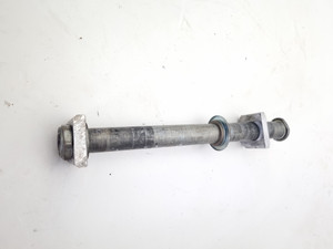 Rear Axle Suzuki GSXR750 96-05 GSXR600 01-05 64711-33E10