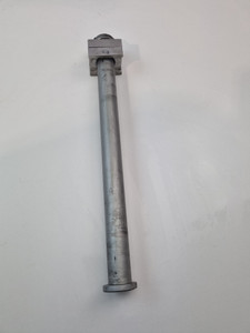 Rear axle Aprilia Tuono 1000 V4 1100 RSV4 09-22 8587315