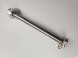 Rear axle KTM450 KTM250 SX F KTM300 KTM150 KTM500 KTM520 KTM350 KTM 250 EXC 00-21
