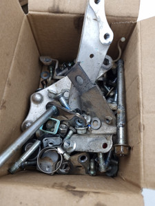 Chassis bolts and bits engine mounts Honda CRF450 CRF450R 09-12  Chassis bolts and bits engine mounts Honda CRF450 CRF450R 09-12