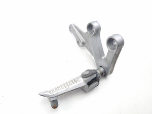 RH foot peg and mount Suzuki GSXR1000 03-04 43511-18G00 RH foot peg and mount Suzuki GSXR1000 03-04 43511-18G00
