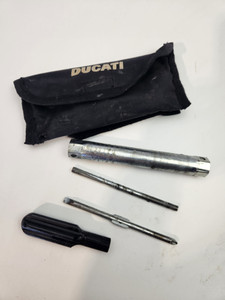 Tool kit Ducati 1098 S 848 Streetfighter 