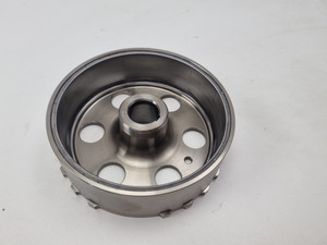 Flywheel rotor KTM690 Duke 12-14 Duke R 12-15 Enduro 14-23 75039005200 Flywheel rotor KTM690 Duke 12-14 Duke R 12-15 Enduro 14-23 75039005200