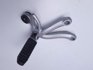 RH Pillion peg and mount Suzuki Bandit GSX1250 GSF1250 FA GSX650 43811-18H10