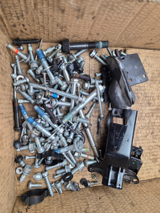 Chassis bolts and bits Harley Davidson M8 Softail 107 114 18-23 