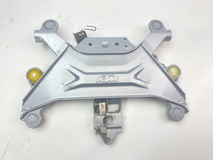 Cross stiffener bracket seat latch KTM 1290 Super Duke GT 16-23 6140300213091