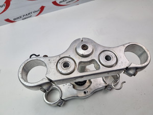 Triple Steering clamps Harley Davidson M8 Softail Standard 20-23 45900299 Triple Steering clamps Harley Davidson M8 Softail Standard 20-23 45900299