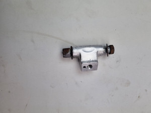 Headlight mount Harley Davidson M8 Softail Standard Street bob 67700377